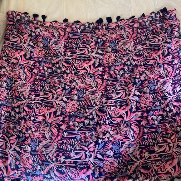 NWT Lilly Pulitzer Resort Infinity Loop Scarf in Bright Navy - Picture 2 of 4